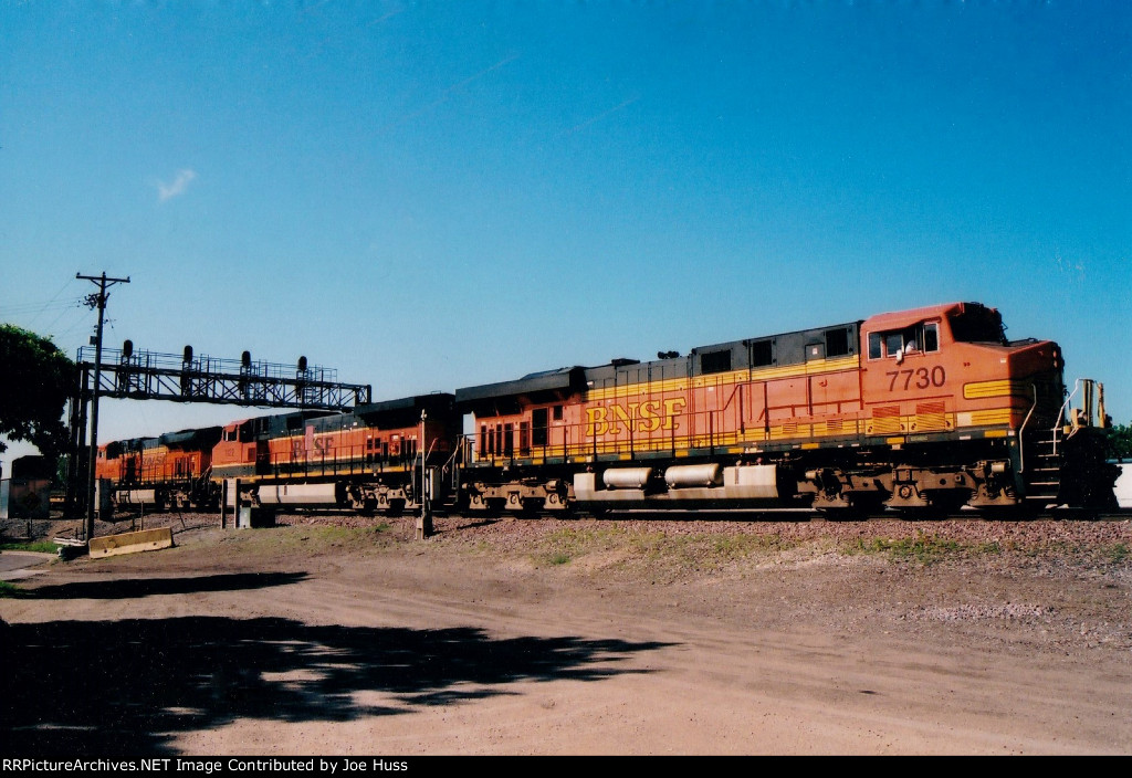 BNSF 7730 West